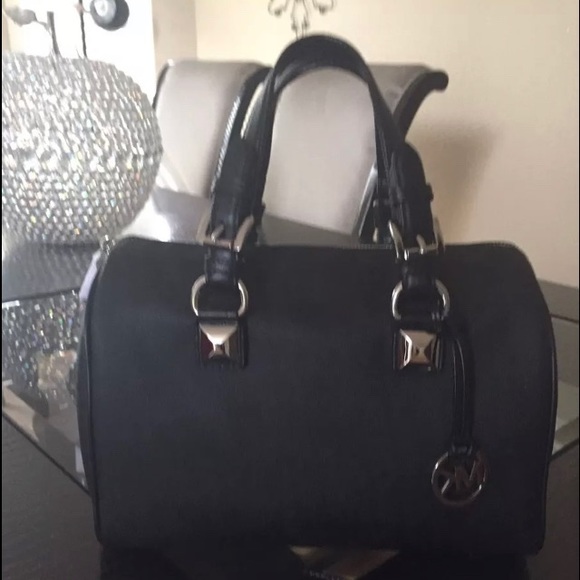 MICHAEL KORS GRAYSON BLACK MED SATCHEL HANDBAG - Picture 4 of 12